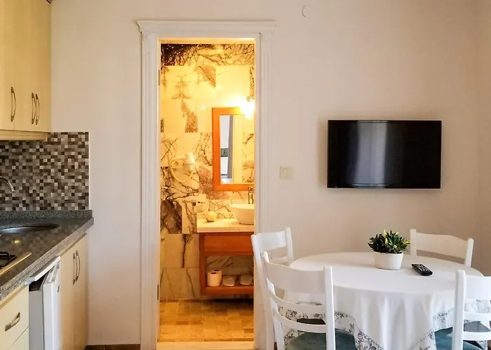 Gumus Apart Otel Akyaka (Mugla)