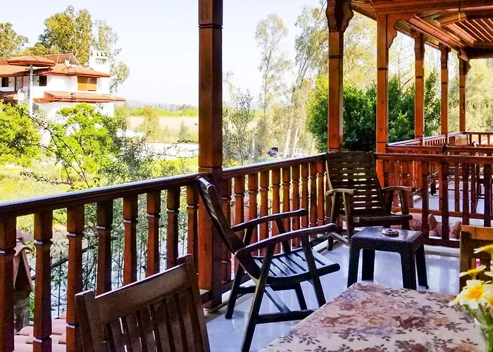 Gumus Akyaka (Mugla)