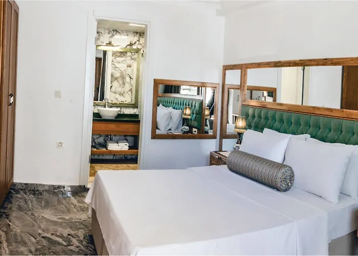 Gumus Akyaka (Mugla)